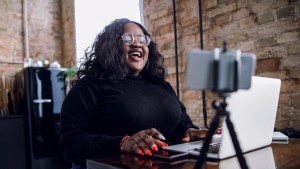 Get paid for likes and Followers 