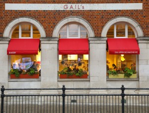 Gail’s Bakery in East Sheen with new awnings