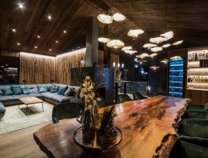 Luxury chalet vilaiet first floor living dining 2