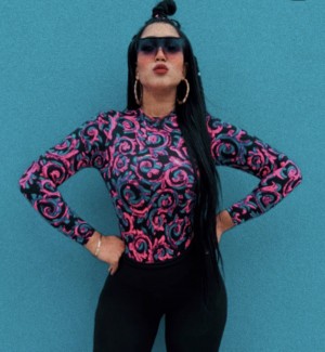 No movie or TV Series can escape the urge to play Te Encanta by Lysee