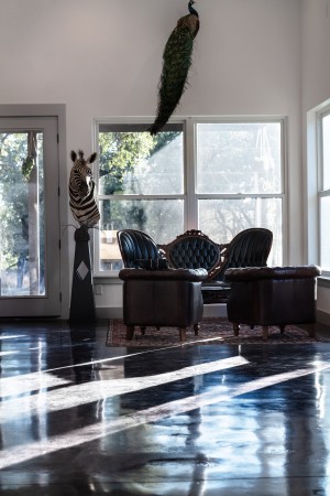 Dillon Forte tattooing