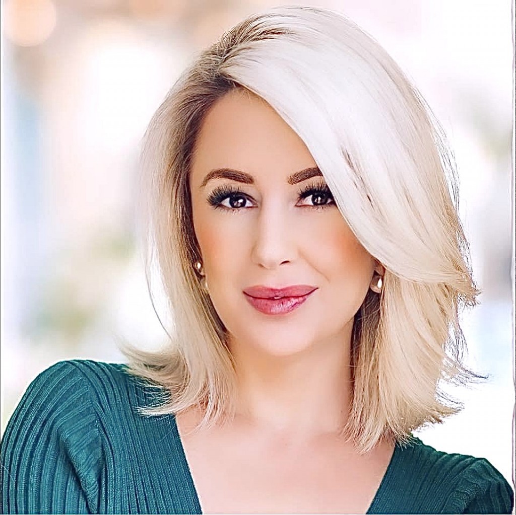 Top Agent Cortney Burns Joins Team at Douglas Elliman Houston IssueWire