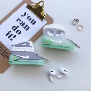icasefun.com cute shoes airpods case #004