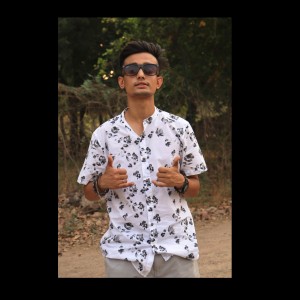 Dahal flo while shooting MV