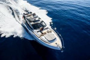 Sunseeker Gulf launch at Dubai International Boat Show