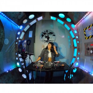 Zenoja Africa 2 The World