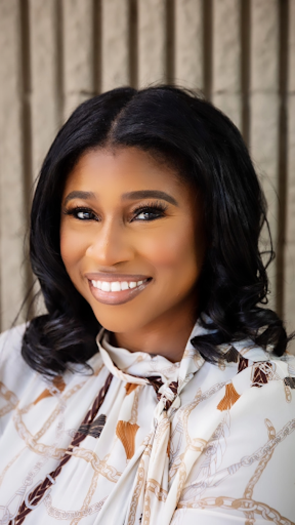 Tiki Jones, Recognized by BestAgents.us as a 2023 Top Agent IssueWire