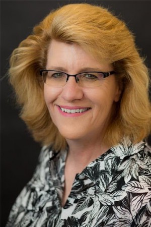 Carol Guzman, Recognized by BestAgents.us as a 2023 Top Agent