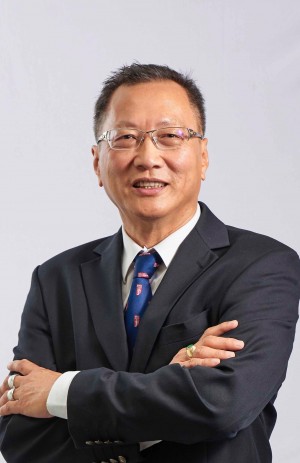Previous ICAEW council member David Lim Hun Soon