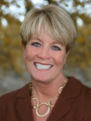 Robin Yeakel, Recognized by BestAgents.us as a 2023 Top Agent
