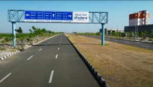 Roads and transport Dholera