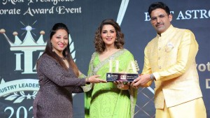 Dr. Divit Chauhan Received The ILA 2022 Award