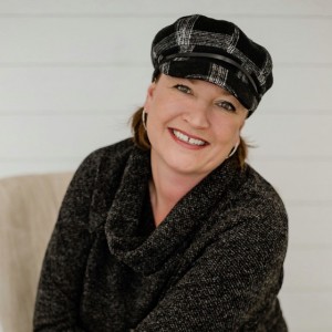 Megan Pieper, Recognized by BestAgents.us as a 2023 Top Agent