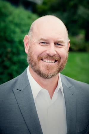 Dustin Carlson, DC, a Chiropractor with Carlson Chiropractic Clinic