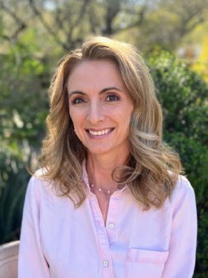 Kristi Rhodes, OD, an Optometrist with Eye Care North