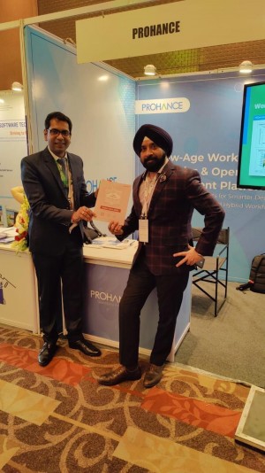 The ProHance team with the report 