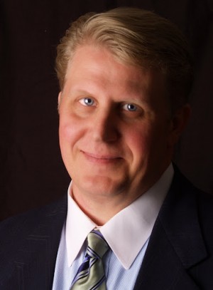 Gunnar Bergqvist, MD, a Plastic Surgeon with Plastic Surgery Center of Naples 