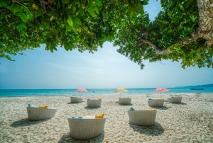 Munjoh Ocean Resort beach 