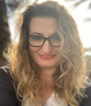 Author Miranda Spigener-Sapon