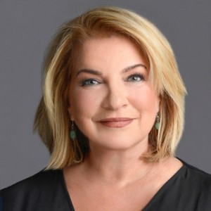 Christine Stout, Recognized by BestAgents.us as a 2023 Top Agent