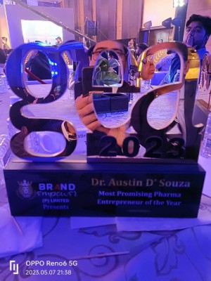 Dr Austin D Souza Award Trophy