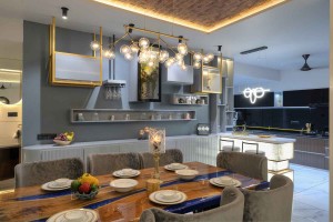 kitchen & dining area