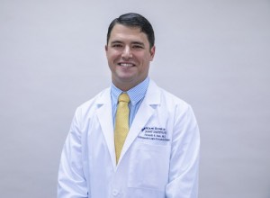 Get to know Orthopedic Surgeon Dr. Fernando Aran, who serves patients in Miami, Florida.