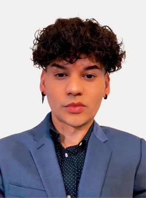 Author Oscar Velazquez