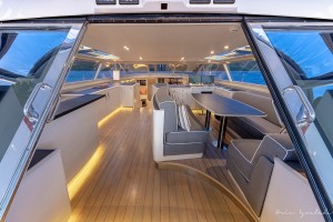 Yacht broker Dubai