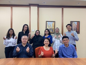 Team Future Prodigies from USM with team leader Eng Wei Khee (back right)