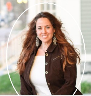 Cynthia M. Gallant, Licensed in Massage Therapy & Acupuncture Serves Patients in the South Boston