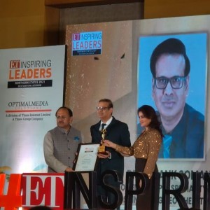 Dr Mayank Somani in Award Ceremony