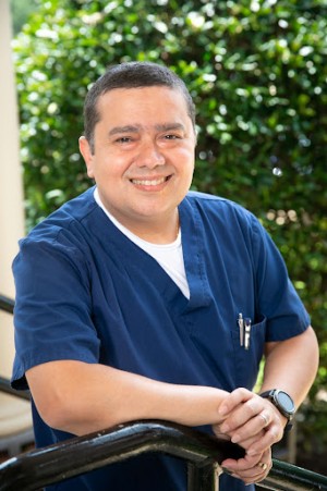 Jayme A. Oliveira Filho, DDS, FAGD, FICOI, MOI, a Dentist with Alencar Family Dentistry