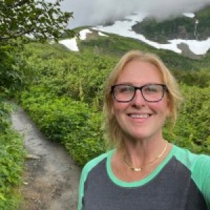 Christy Alexander, MD, a Physiatrist with 5-Star Therapy