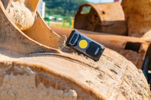 FOSSiBOT F102 rugged smartphone