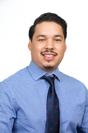 Kenninthon Munoz, DDS, a Dentist with Luxe Dentistry