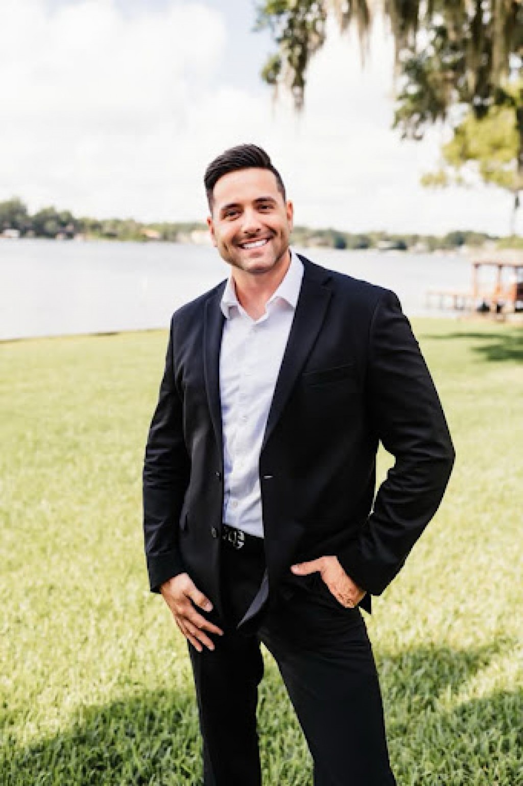 Thomas Veal, Recognized by BestAgents.us as a 2023 Top Agent IssueWire