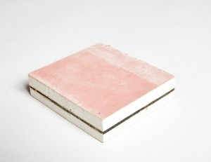 HUSH LR 7083 650x500