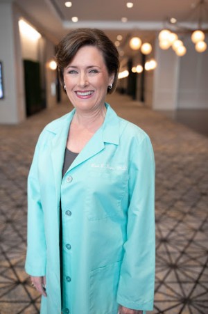 Lori Lee Barr, MD, FACR, FAIUM, a Pediatric Radiologist with Radiology Associates of Florida, P.A. 