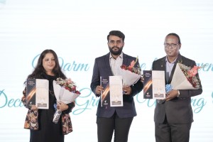 Editor: Dimple B Shah, Contributor: Vishal Makkad, Visualizer: Narayan Padmanabha