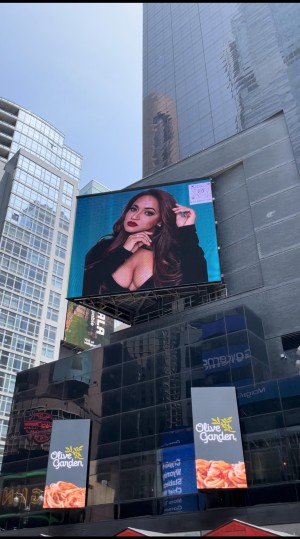 The New York-Based Institute Lisa Makeup World INC. Is Amazing People with Its Diverse Makeovers