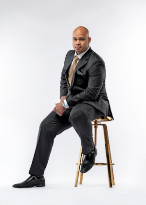 Kelly Fischer, Recognized by BestAgents.us as a 2023 Top Agent