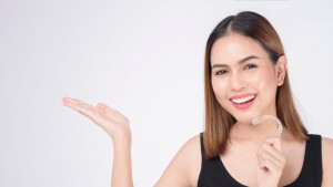 Invisalign Express scaled 1000x0 c default