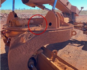 The GPM is easily installed above the turntable of a grader 