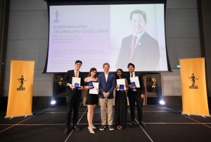 Winners of the Dato Gan Ah Tee Prize for Business Planning Insurance