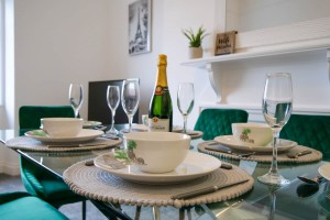 b6ca1b56 43da 4f29 853b a845a2d63361