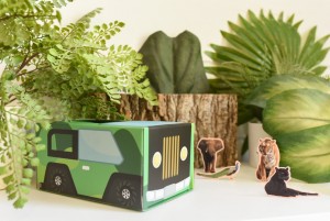 Safari Jeep & Wild Animals