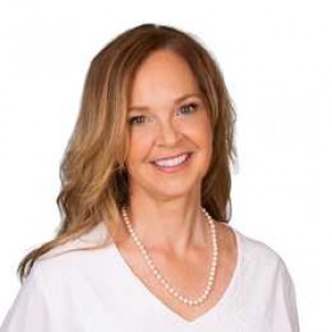 Denise Heath, Recognized by BestAgents.us as a 2023 Top Agent.