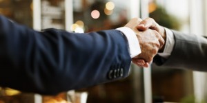 Geeky Tech Reports on FIS Spinning Off Its Majority Stake in Worldpay