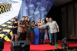 BJ Habibie's USD 1 Billion Mega Superblock Project Conducts Topping Off for Third Tower